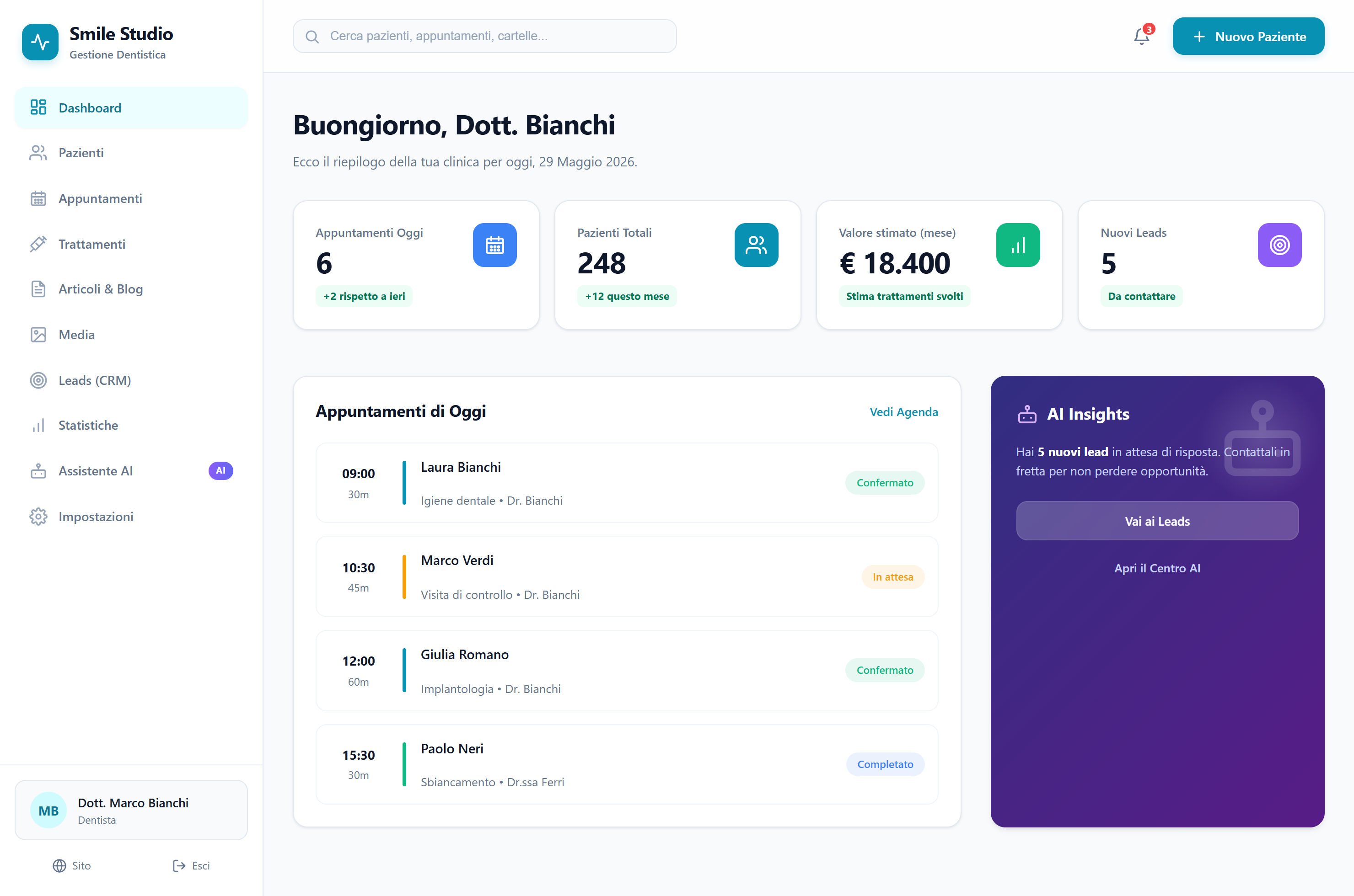 Dashboard gestionale dentista DentiWeb: menu pazienti, agenda, trattamenti, statistiche e assistente AI